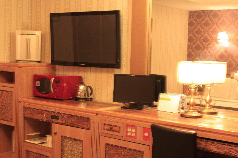 Amour Hotel Suwon Esterno foto