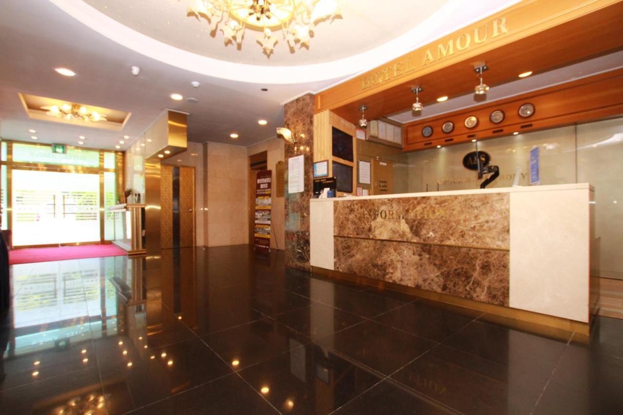 Amour Hotel Suwon Esterno foto